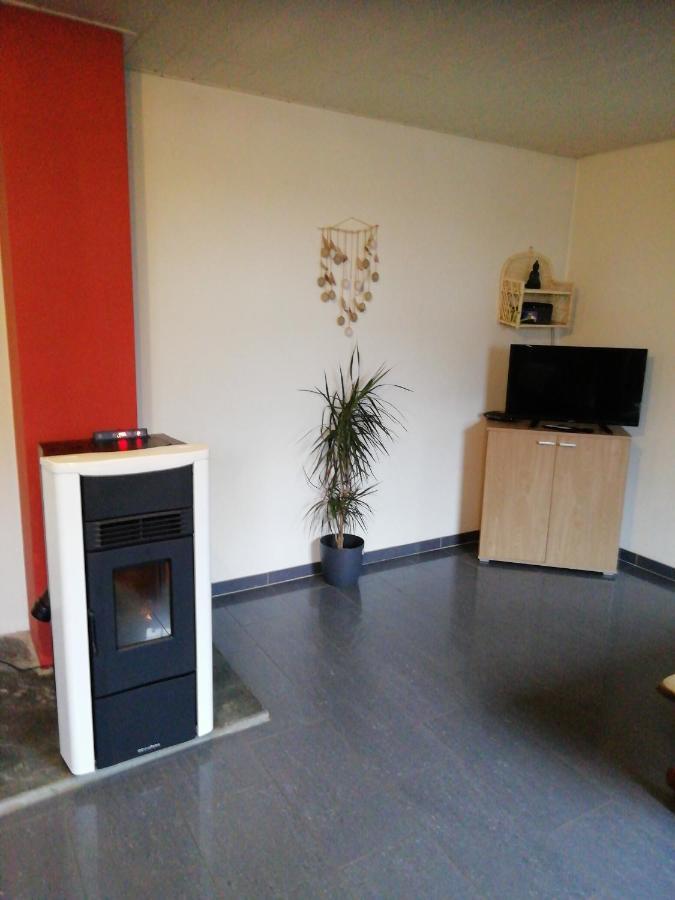 Aux Doux Reves Apartment Provedroux Exterior photo